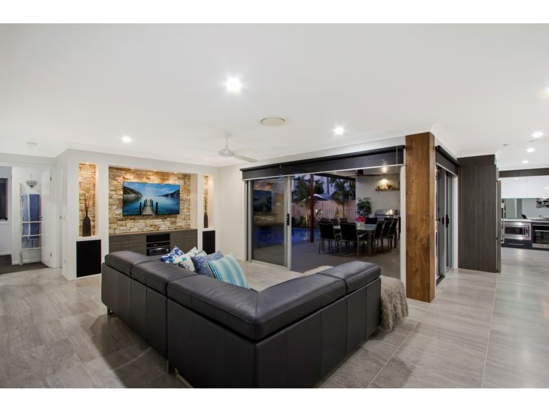 12 Salvia Street, Hollywell QLD 4216