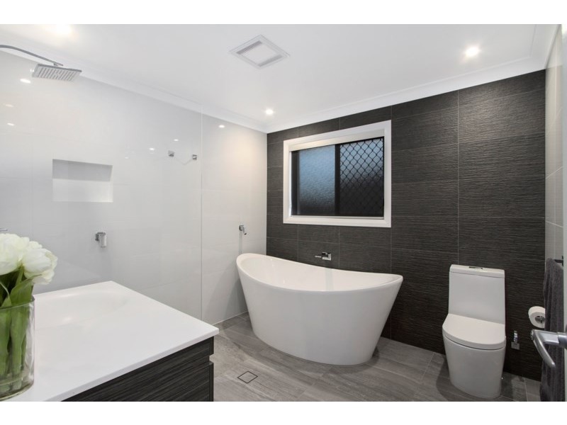 12 Salvia Street, Hollywell QLD 4216