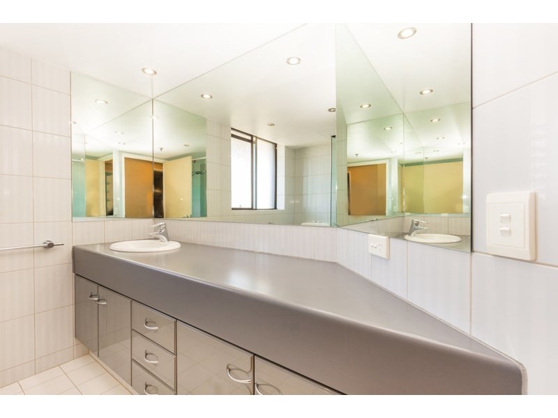 47/7 Oatland Esplanade, Runaway Bay QLD 4216