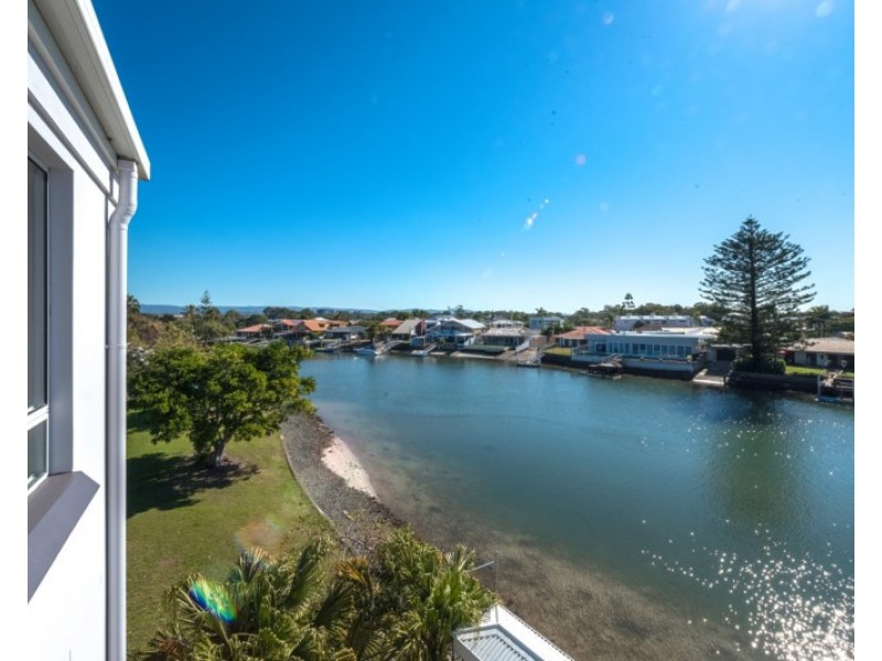 12/11-19 Taylor Street, Biggera Waters QLD 4216