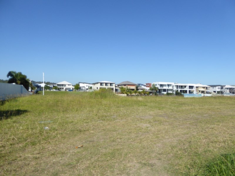 82 River Links Boulevard East, Helensvale QLD 4212