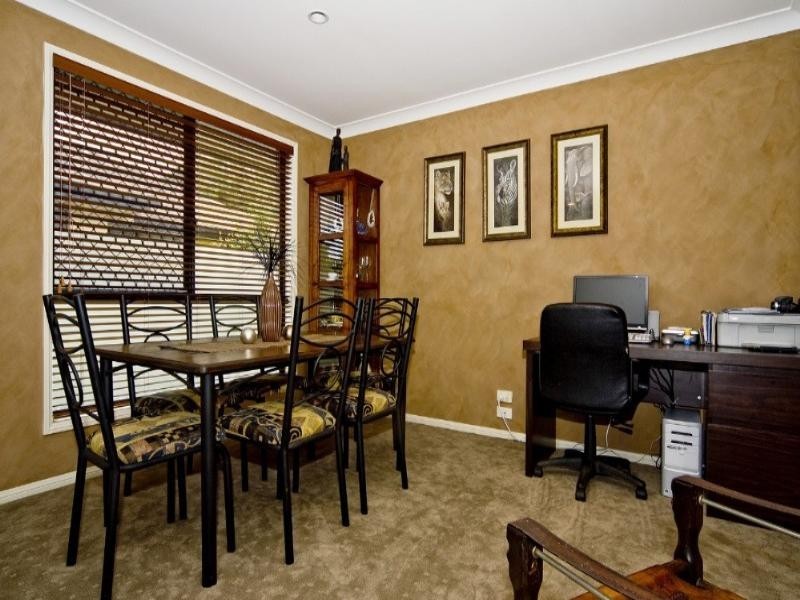 3 Deal Cove, Arundel QLD 4214