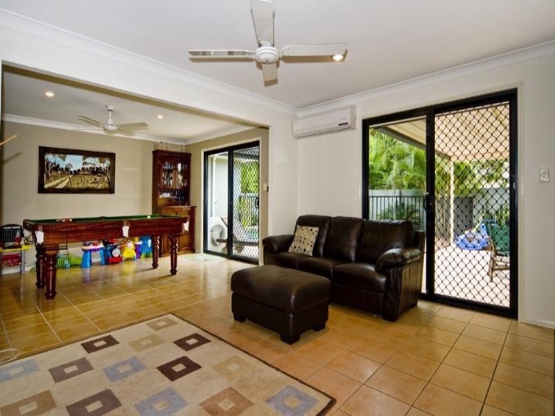 3 Deal Cove, Arundel QLD 4214