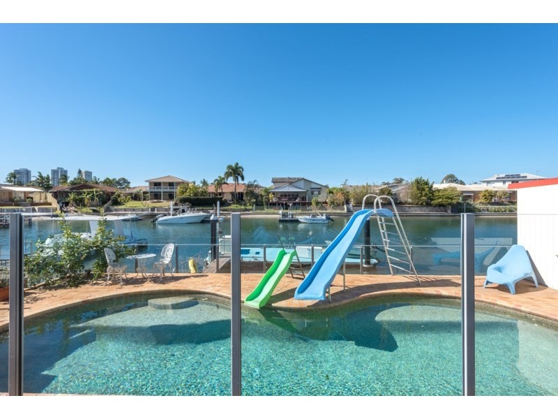 8 Longboat Place, Biggera Waters QLD 4216