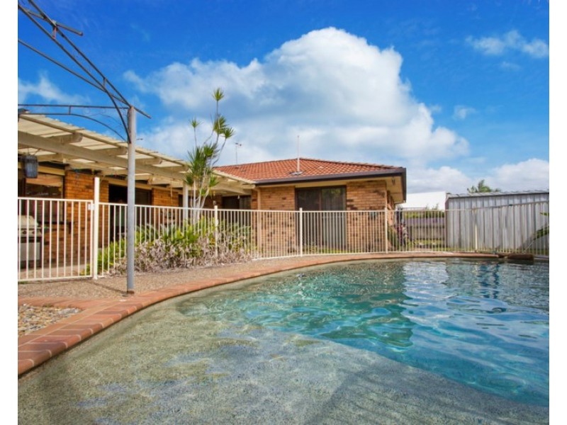 8 Tallara Street, Coombabah QLD 4216