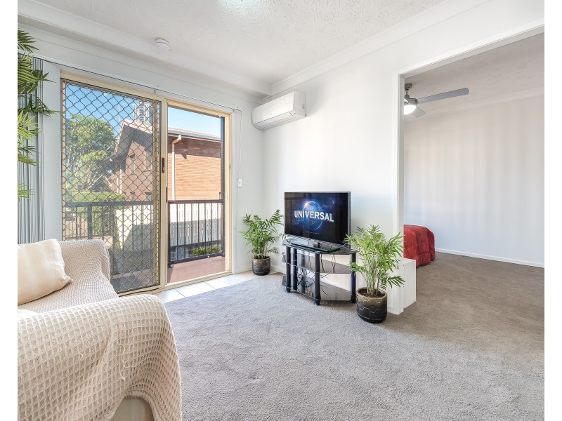 8/63 Queen Street, Southport QLD 4215