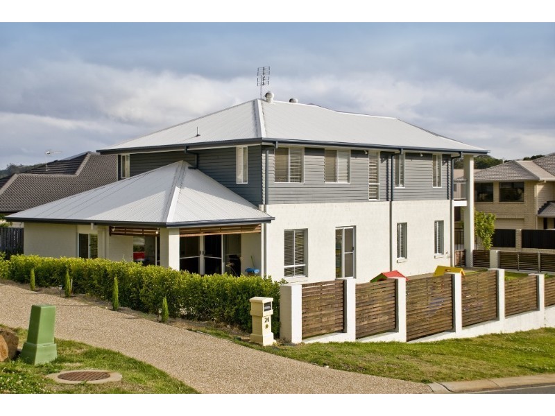 54 Brittany Drive, Oxenford QLD 4210