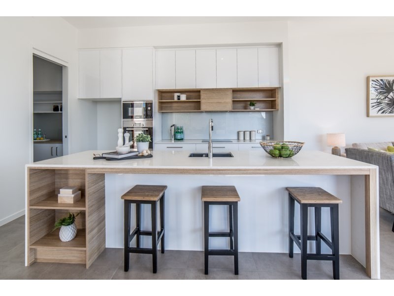 4 Drome Street, Runaway Bay QLD 4216