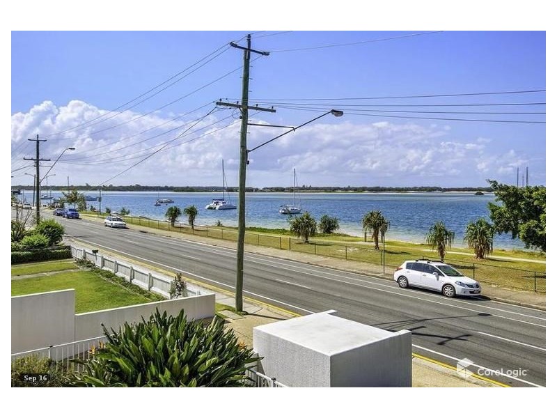 5/242-244 Marine Parade, Labrador QLD 4215