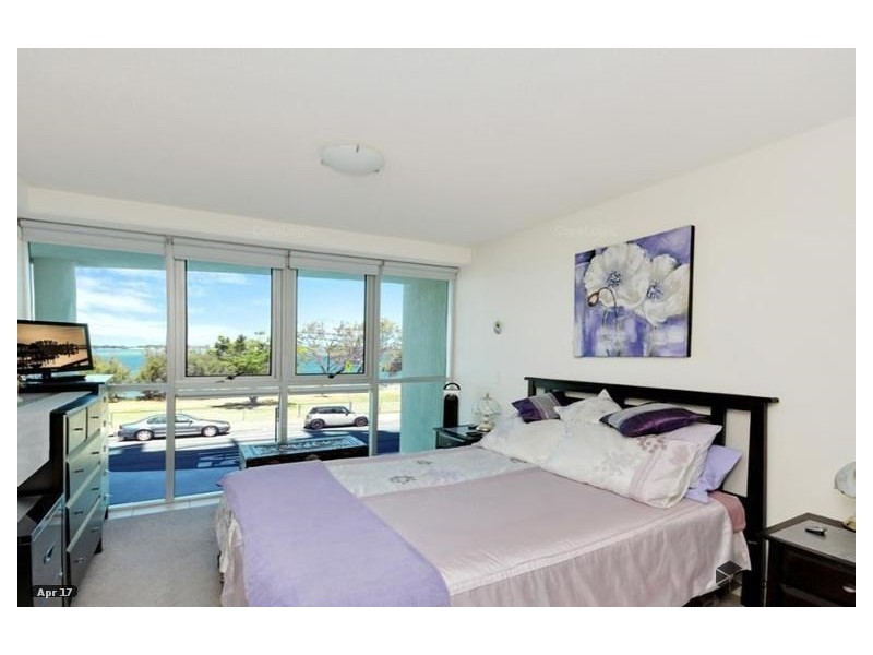 5/242-244 Marine Parade, Labrador QLD 4215