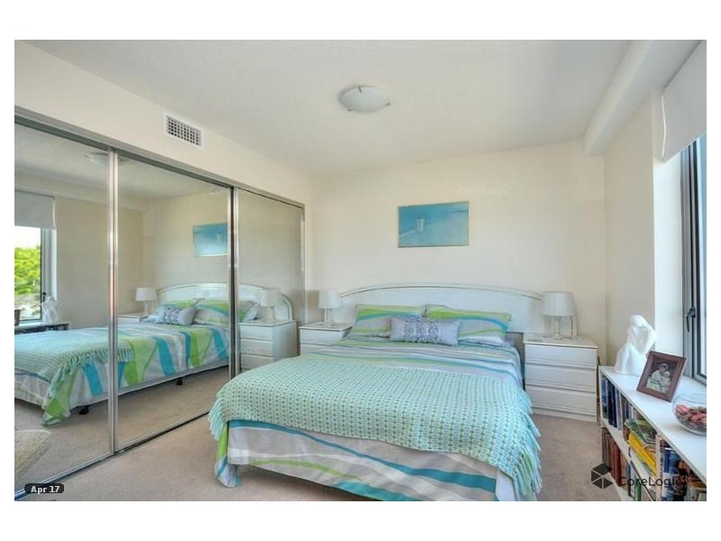 5/242-244 Marine Parade, Labrador QLD 4215