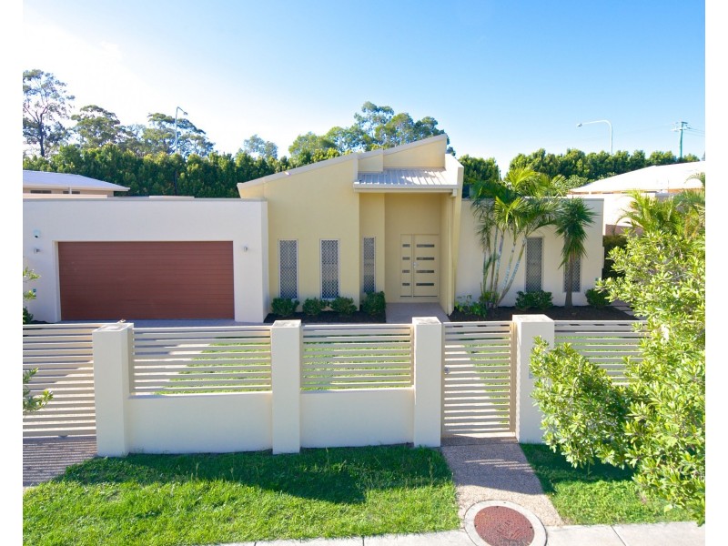 73 East Quay Drive, Biggera Waters QLD 4216