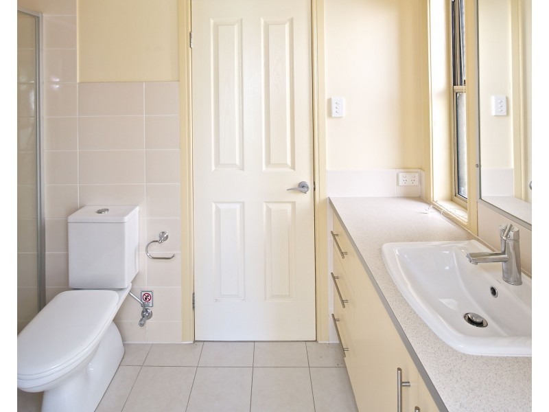 73 East Quay Drive, Biggera Waters QLD 4216