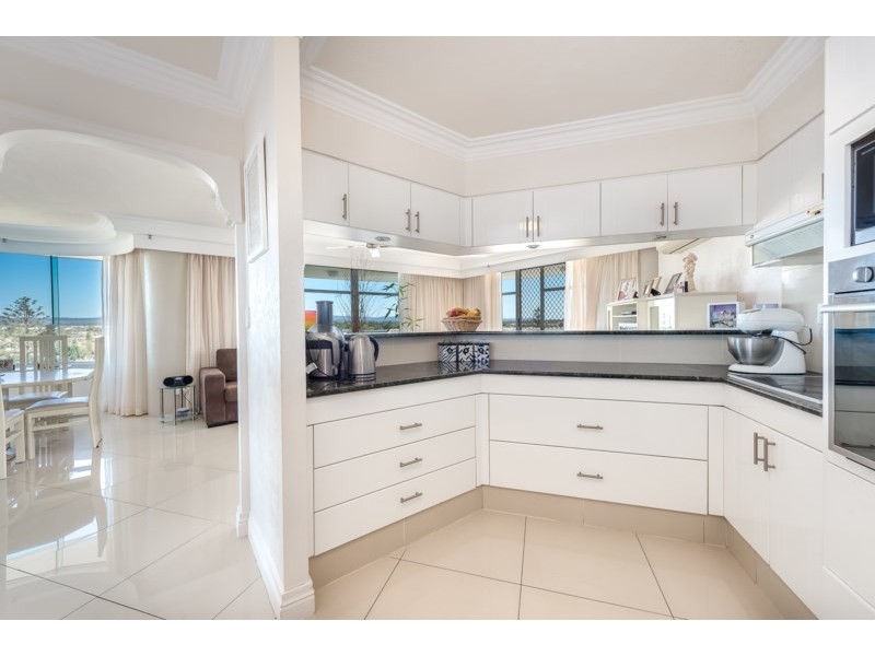 6D/5 Bayview Street, Runaway Bay QLD 4216