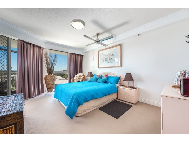 6D/5 Bayview Street, Runaway Bay QLD 4216