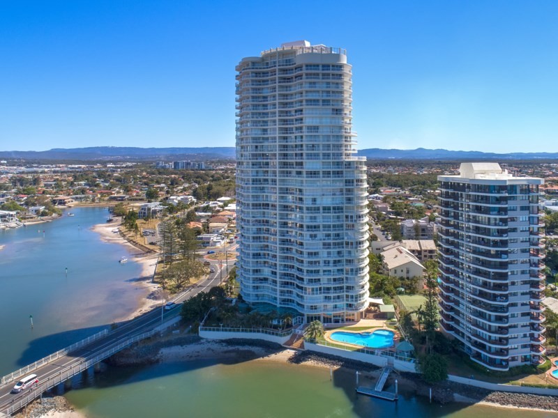 6D/5 Bayview Street, Runaway Bay QLD 4216