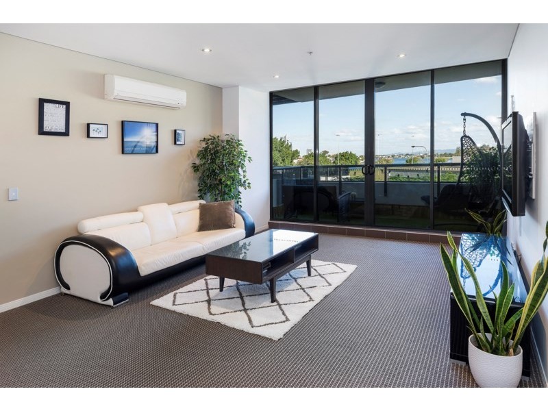 606/2 Aqua Street, Southport QLD 4215