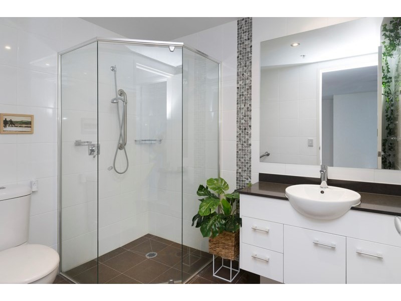 606/2 Aqua Street, Southport QLD 4215