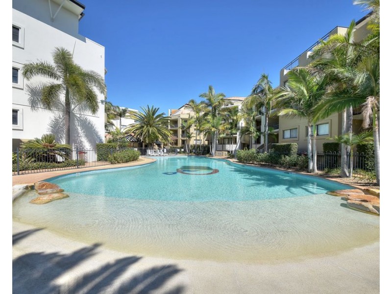 212/392 Marine Parade, Labrador QLD 4215