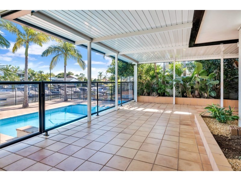92 Oxley Drive, Paradise Point QLD 4216