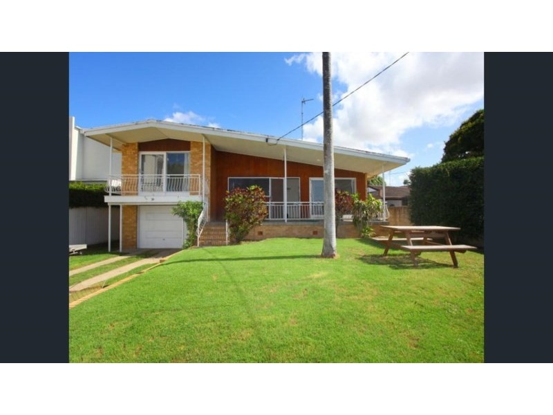 26 Burrows Street, Biggera Waters QLD 4216