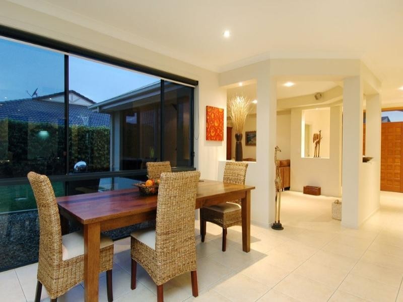 9 Kikori Crescent, Runaway Bay QLD 4216