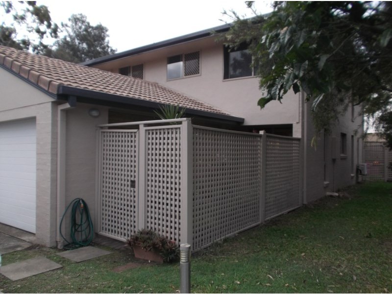 13/79 Government Road, Labrador QLD 4215