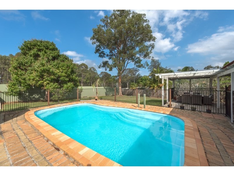 244 Mildura Drive, Helensvale QLD 4212