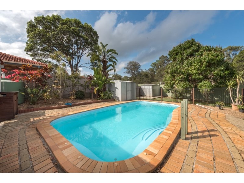 244 Mildura Drive, Helensvale QLD 4212