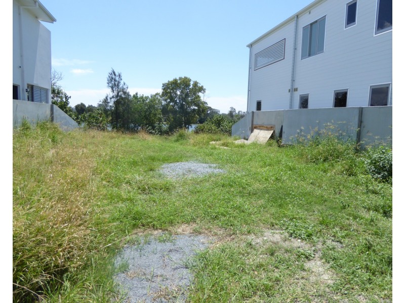 109 River Links Boulevard East, Helensvale QLD 4212