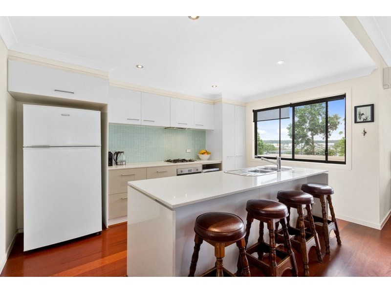 6 Cova Boulevard, Hope Island QLD 4212