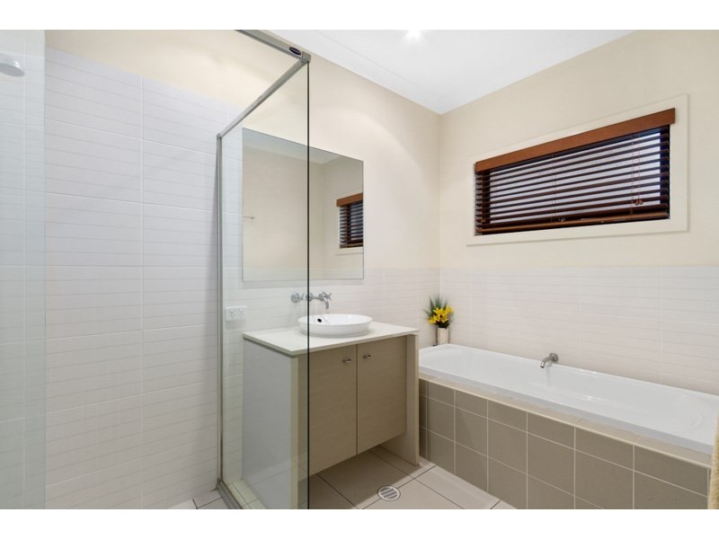 6 Cova Boulevard, Hope Island QLD 4212