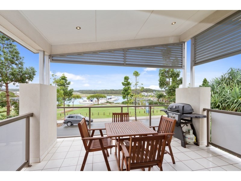 6 Cova Boulevard, Hope Island QLD 4212