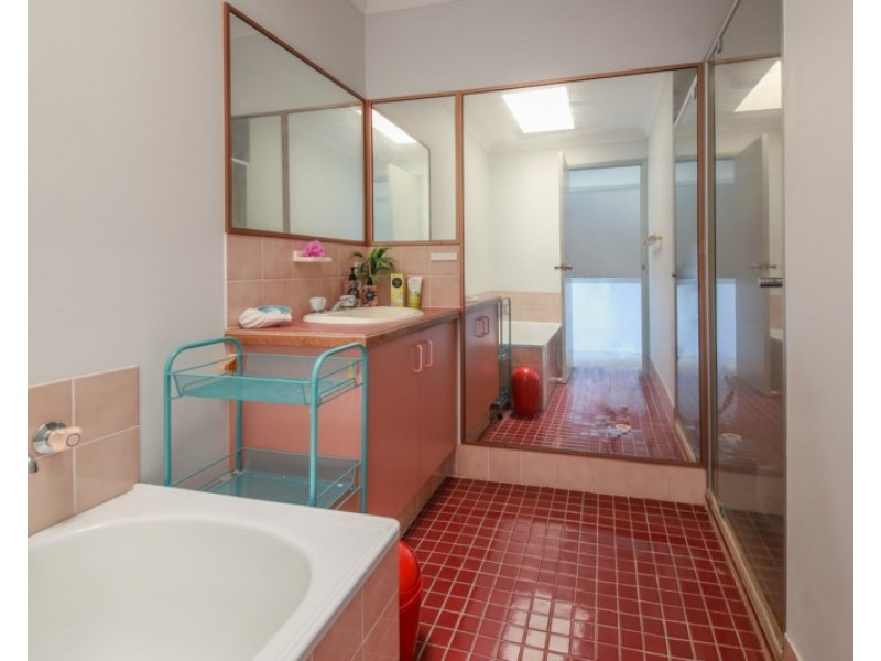 6/601 Pine Ridge Road, Biggera Waters QLD 4216