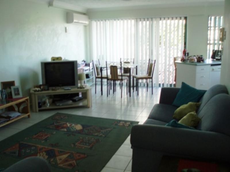 Labrador QLD 4215