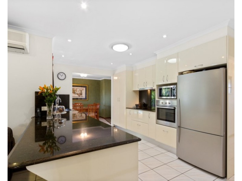 3 Boda Court, Runaway Bay QLD 4216