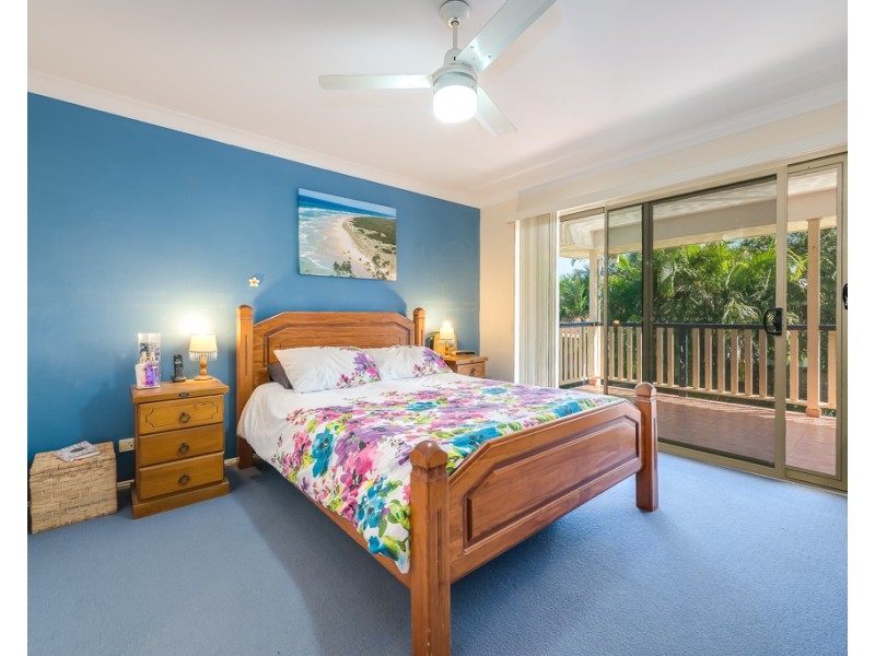 5 Tandanus Court, Oxenford QLD 4210