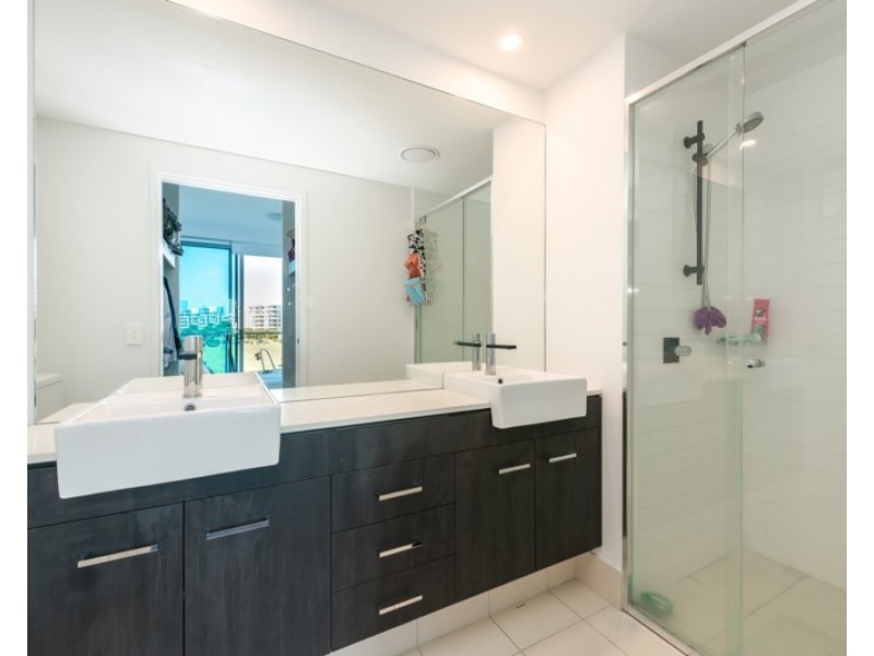 3205/25-31 East Quay Drive, Biggera Waters QLD 4216