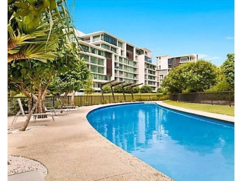 30402/2 Ephraim Island, Paradise Point QLD 4216