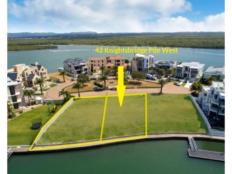 42 Knightsbridge Parade West, Paradise Point QLD 4216