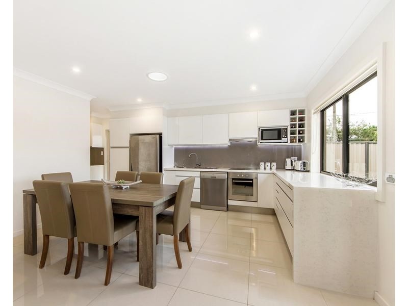 19 Clematis Avenue, Hollywell QLD 4216