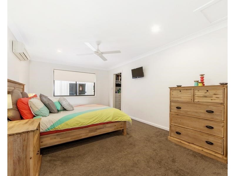 19 Clematis Avenue, Hollywell QLD 4216