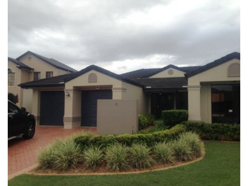 15 Champagne Boulevard, Helensvale QLD 4212