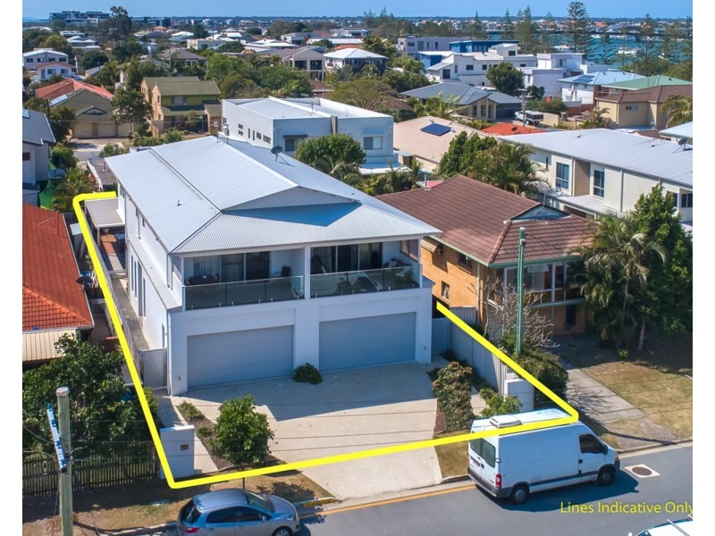 2/9 Nankeen Avenue, Paradise Point QLD 4216