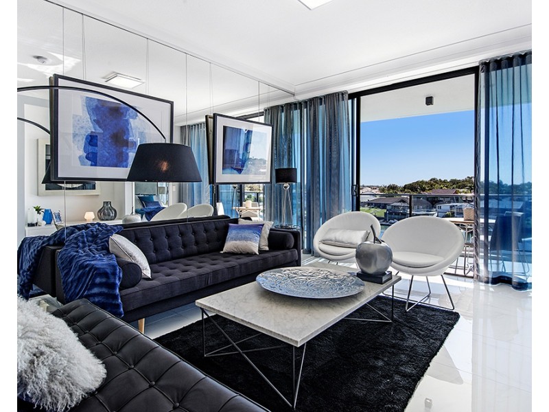 5 Harbourside Court, Biggera Waters QLD 4216