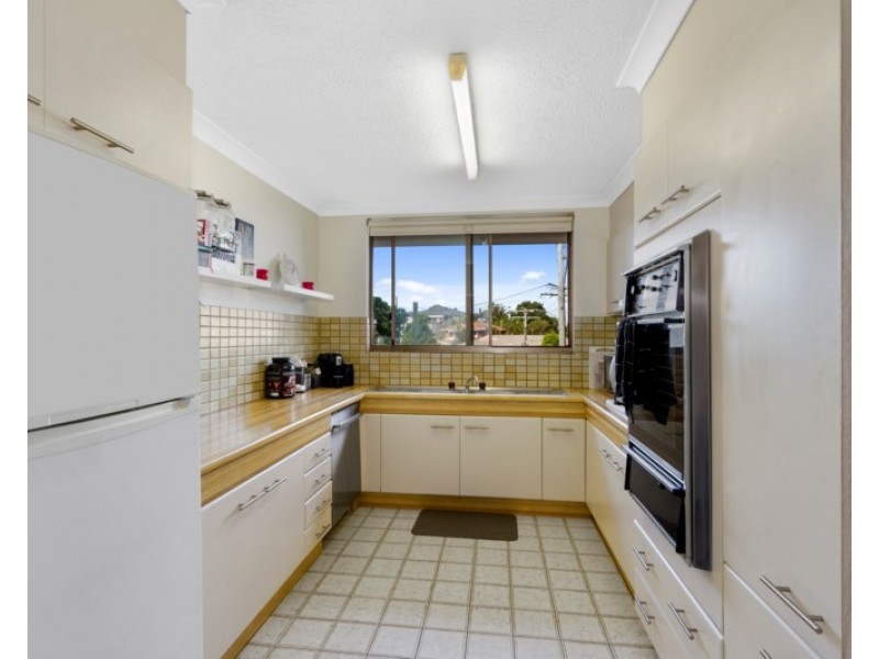 5/8 Paradise Parade, Paradise Point QLD 4216