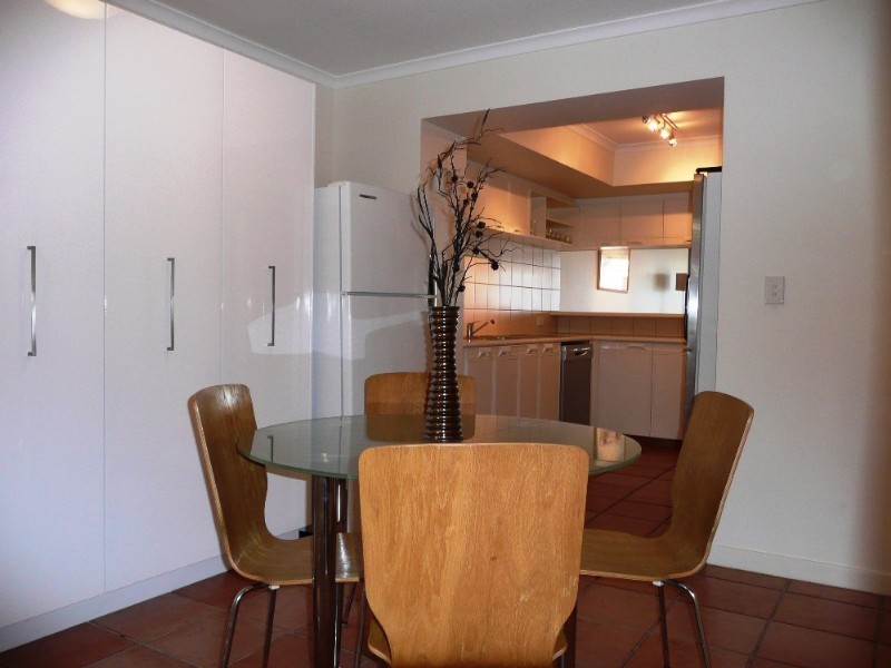Hollywell QLD 4216