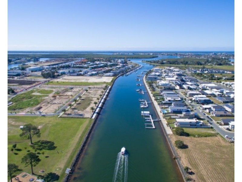 23-31 Sickle Avenue, Hope Island QLD 4212