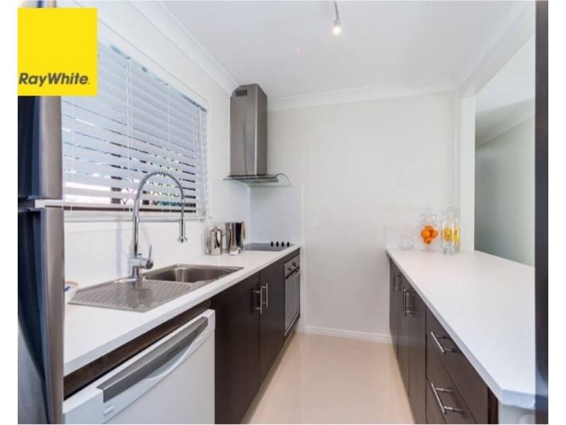 30 Allinga Street, Coombabah QLD 4216