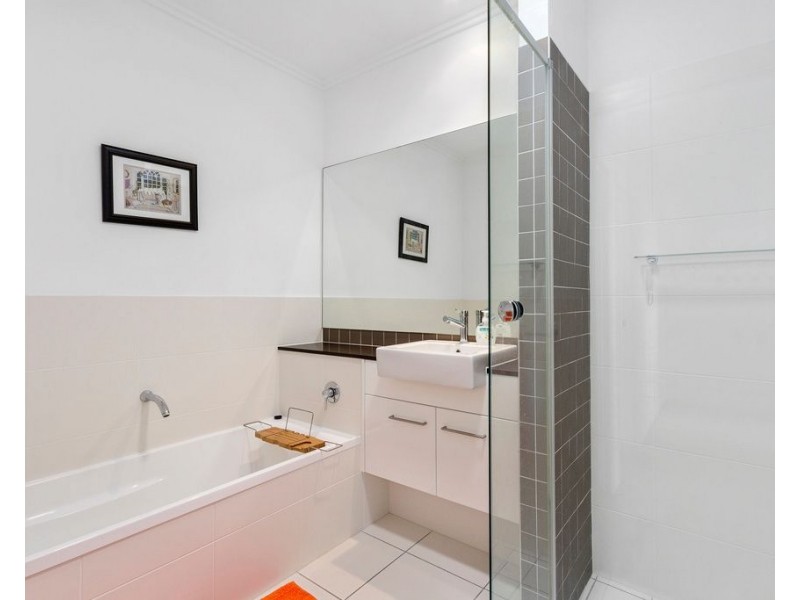 29/1 Manacor Place, Coombabah QLD 4216